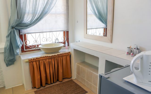 Room-3_4-640x400